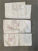 Vintage Embroidered Teapot Linens