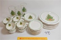 32 Pc. Set of Pfaltzgraff Christmas Dinnerware -