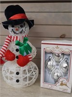 Snowman & Vintage Christmas ornaments