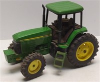 1/16 Ertl John Deere 7610 Die-Cast Tractor