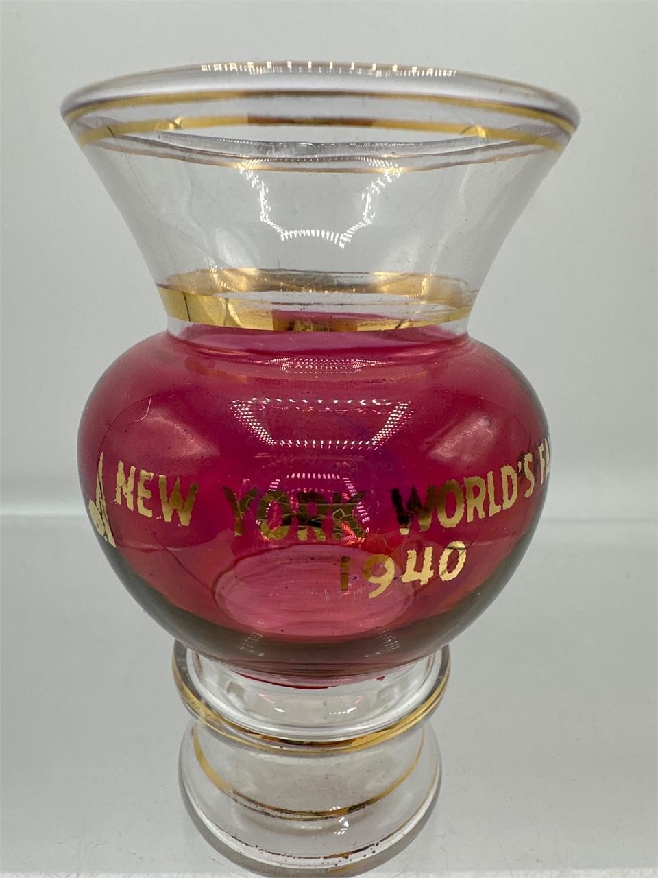 1940 New York worlds Fair vase