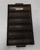 Vintage Cast Iron Breadpan 959