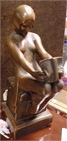 9" STATUE OF WOMAN W/BOOK