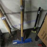 Sand shovel, round-point shovel, roof rake