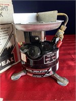 Peak 1 camp stove in box 400A701