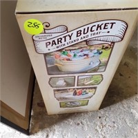 PARTY BUCKET WITH STAND AND TRAY
