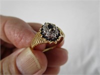 10K Gold Vintage Ring w/Sapphires