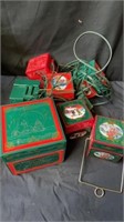 Vintage Christmas boxes works one volume button