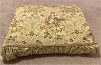 King oriental comforter w/ 2 accent pillows
