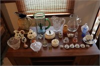Decorative Glassware - Trinkets, Vases, Pottery
