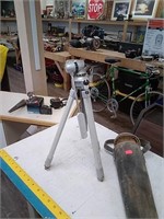 Camera tripod