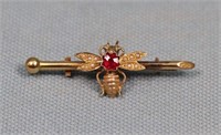 Fabulous Victorian 14K Gold Insect Bar Pin