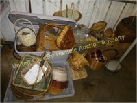 Large lot of baskets with floor lamp