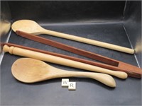 4 WOODEN UTENCILS