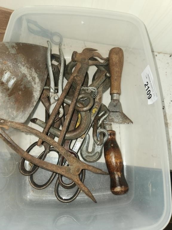 Vintage Tools & Hooks