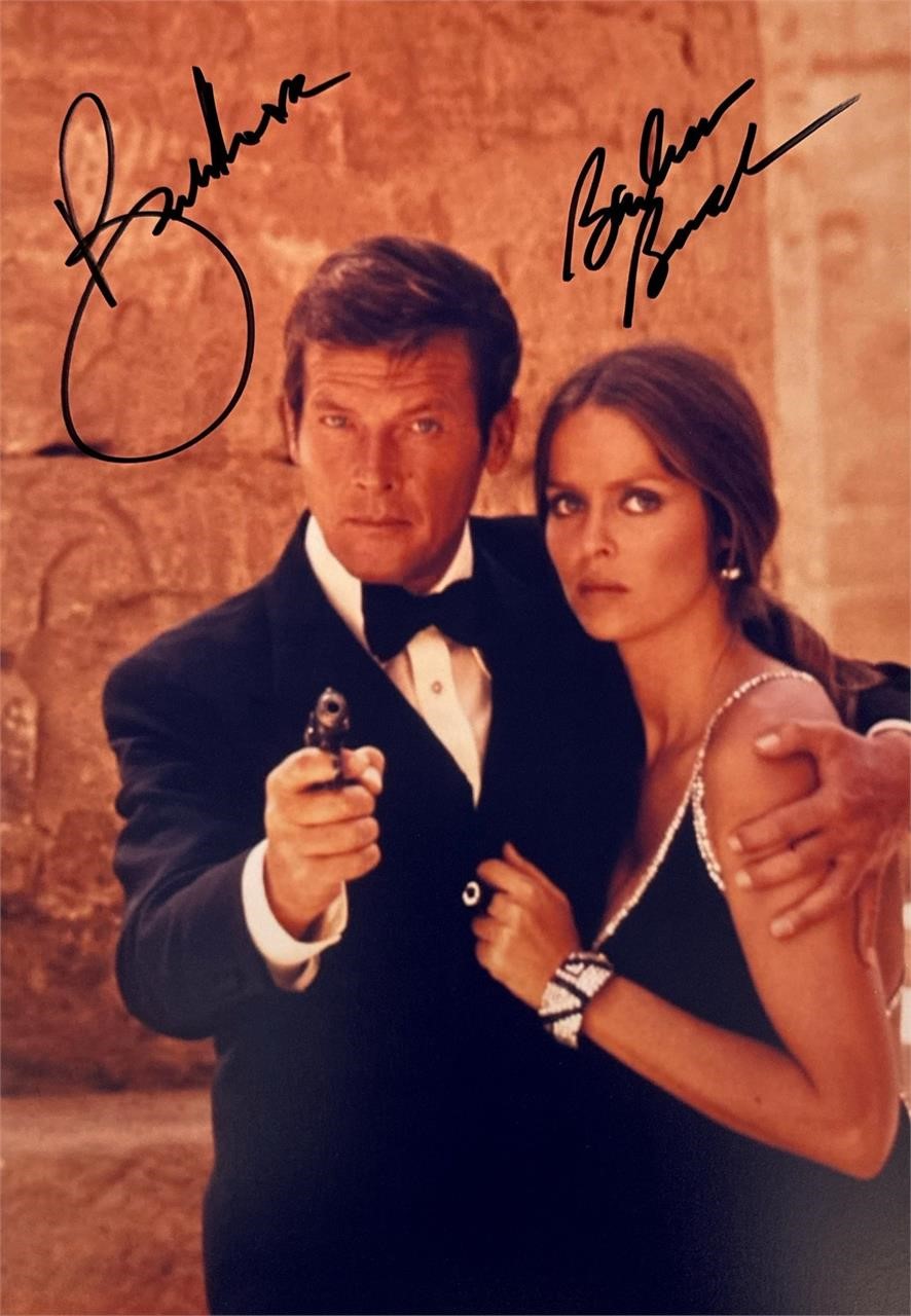 Autograph COA 007 Roger Moore Photo