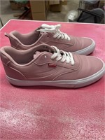 Pink Levi’s shoes women’s size 10, so cute