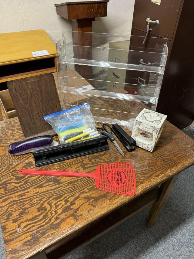 Small Lot of Office Supplies
