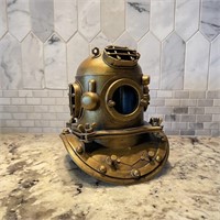 Nautical Diving Helmet Figurine