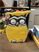 OWL THEMED VASE / PENCIL OR PEN HOLDER MAYBE