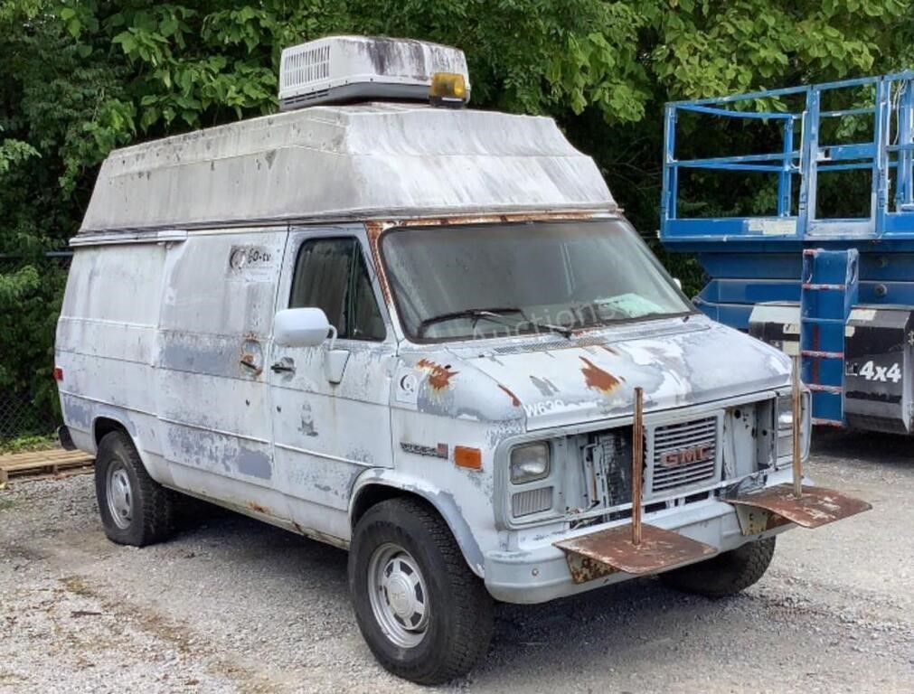 1990 GMC Vandura 3500 INOP