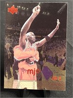 Michael Jordan Upper Deck Card #122 MJ X