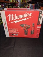 Milwaukee 3/8" Ratchet, 1/4” Hex Screwdriver