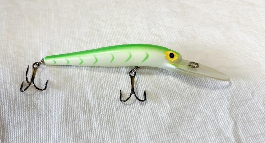 Fishing Lures, Tools, High End Collectibles - SHIPPING!!