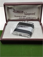 VTG RONSON VANGUARD LIGHTER MINT IN ORIGINAL BOX