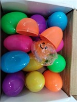 12 Eggs with Squishy Toys