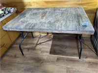 Plywood Top Table w/Folding Legs, 48x36x31T"