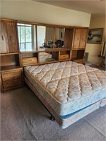 King Bed, Wooden Headboard, Mattress & Box Springs
