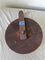 Cast Iron Frame Wood Pulley