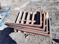 #4 - Misc. Size Pallet Forks