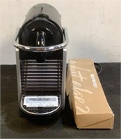 Nespresso Coffee Machine EN124S