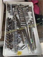 LARGE TRAY LOT OF ASSORTED SOCKETS