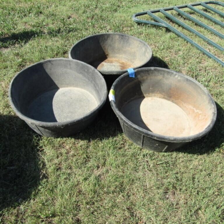 3 rubber mineral tubs