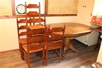 Dining Room Table w/ Five Rush Seated Chairs