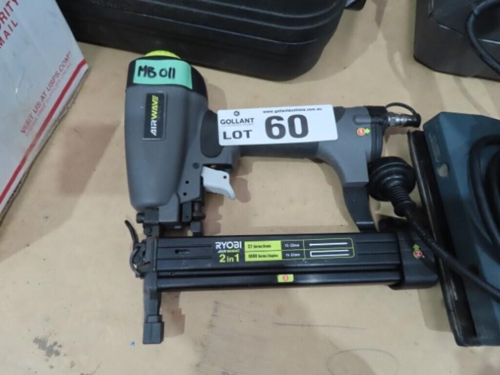 Ryob AirWave 2 in 1 Brad Nailer / Stapler RANBS183