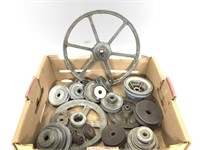 Large Lot Pulleys & Wheels