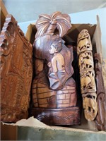 Hamd carved wood items