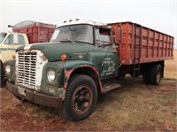 1963 IH 1700 Truck #