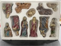 11 piece nativity set