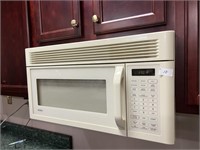 UNDER-COUNTER MICROWAVE