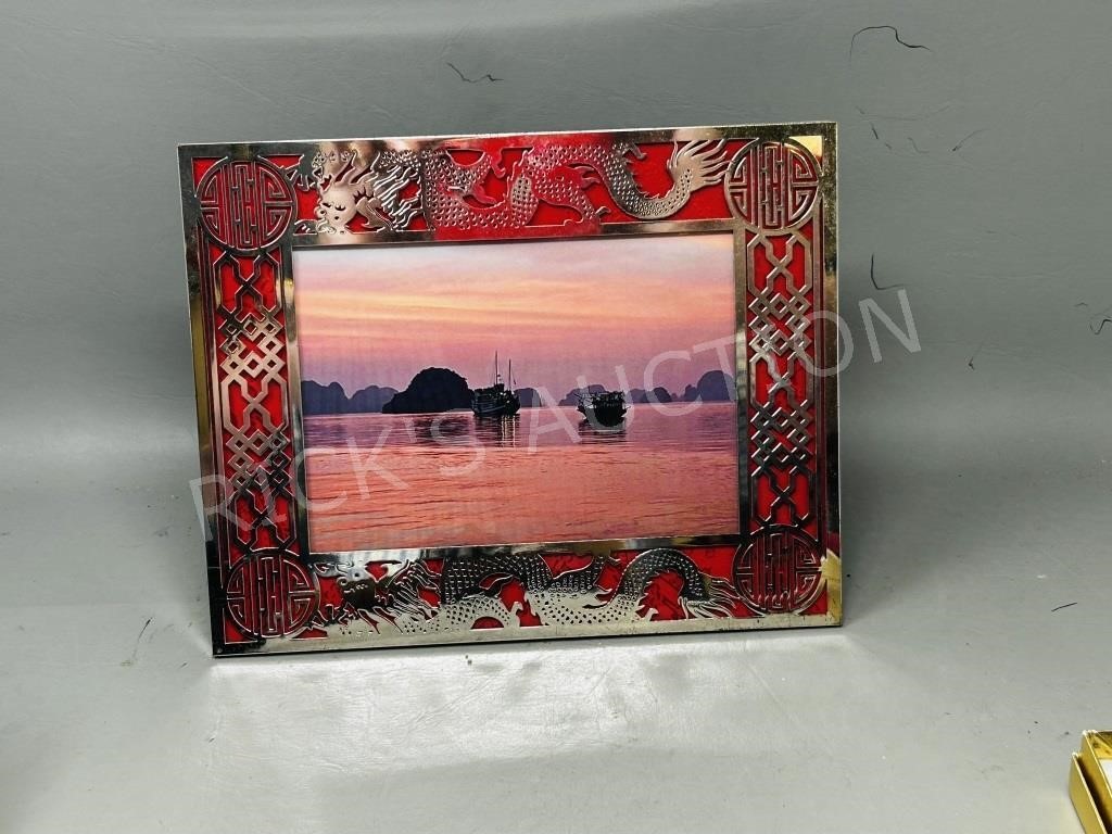 Silver color frame with picture