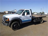 2005 Ford F450 Flatbed Truck