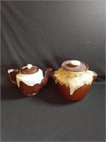 Brown and white Stonewear Tea pot and Cookie Jar
