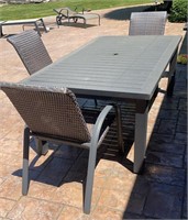 Aluminum Outdoor Table & 3 Chairs