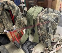 Hunting attire (overalls & jackets) Sz: Men's 2X