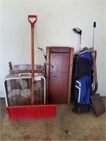 Assorted garage items & creeper